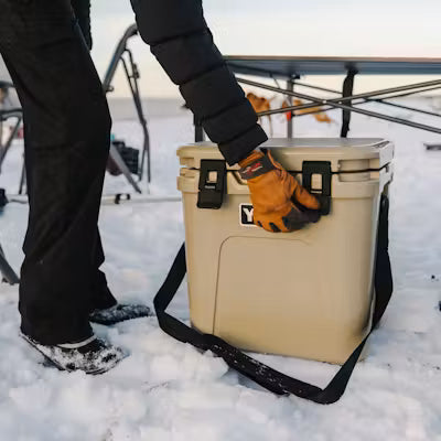 YETI ROADIE 24 by YETI