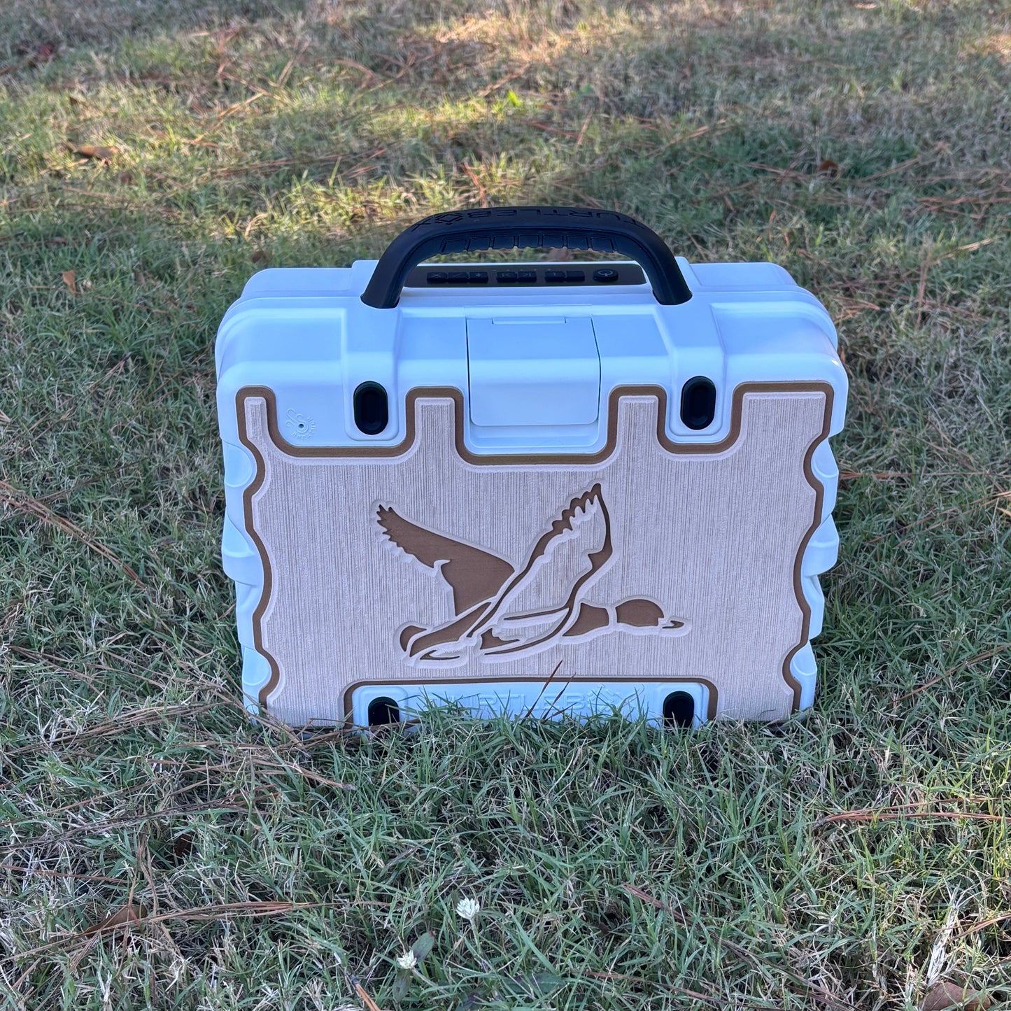 "FLYING" - Custom Speaker Shell for Turtlebox or Ecoxgear Defender