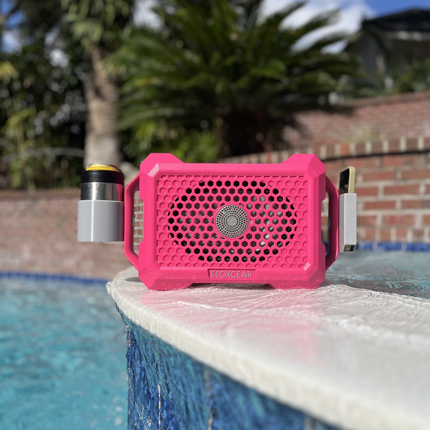 ECOXGEAR Defender Colster/Koozie Holder