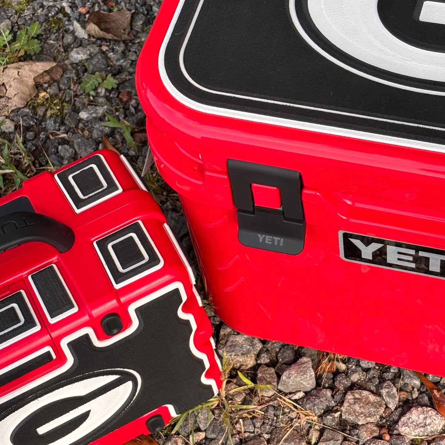 GO DAWGS: TURTLEBOX GEN 3 SPEAKER AND UGA EVA FOAM BUNDLE