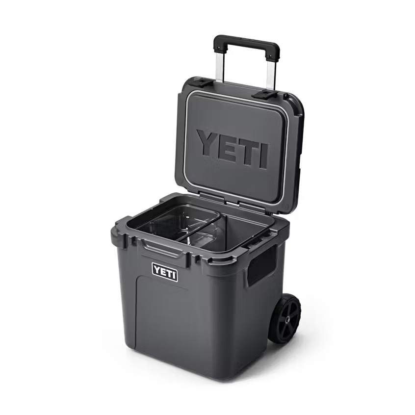 YETI ROADIE 48 WHEELED by YETI