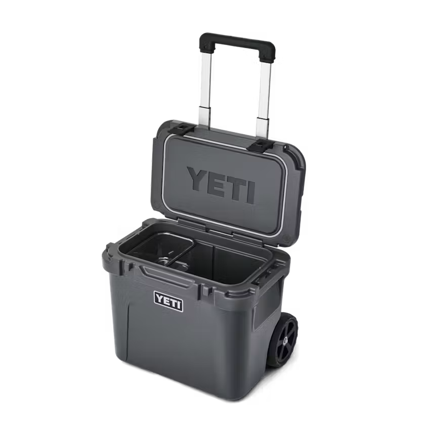 YETI ROADIE 32 WHEELED by YETI