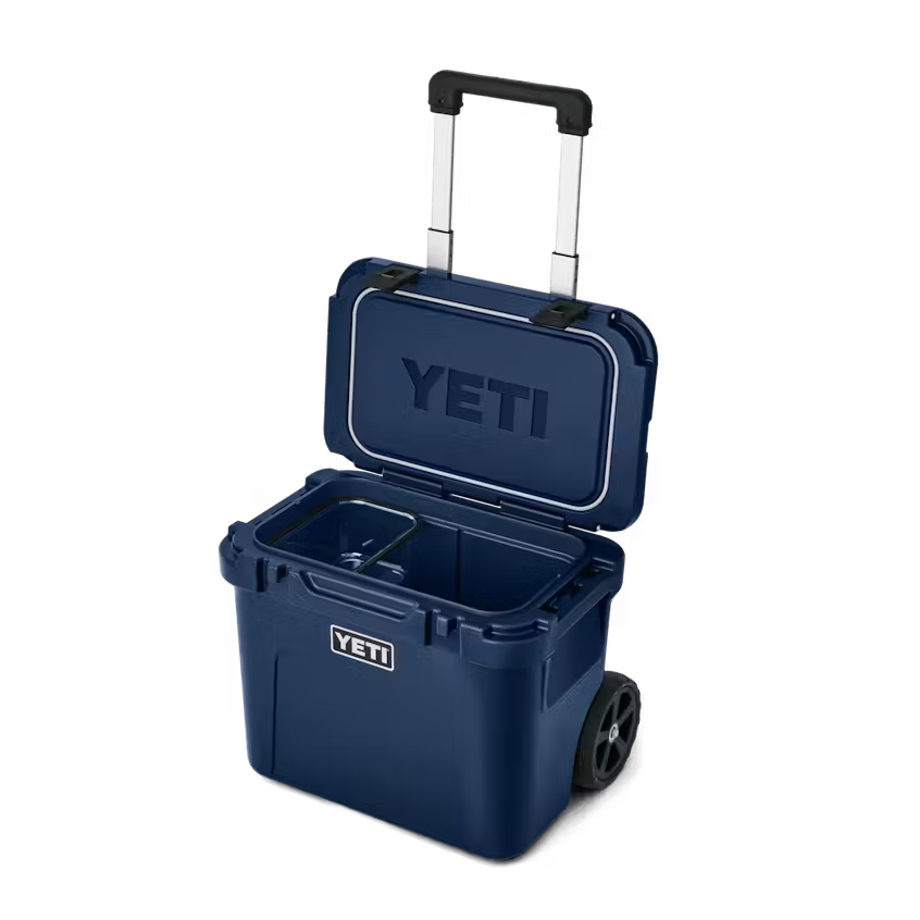YETI ROADIE 32 WHEELED by YETI