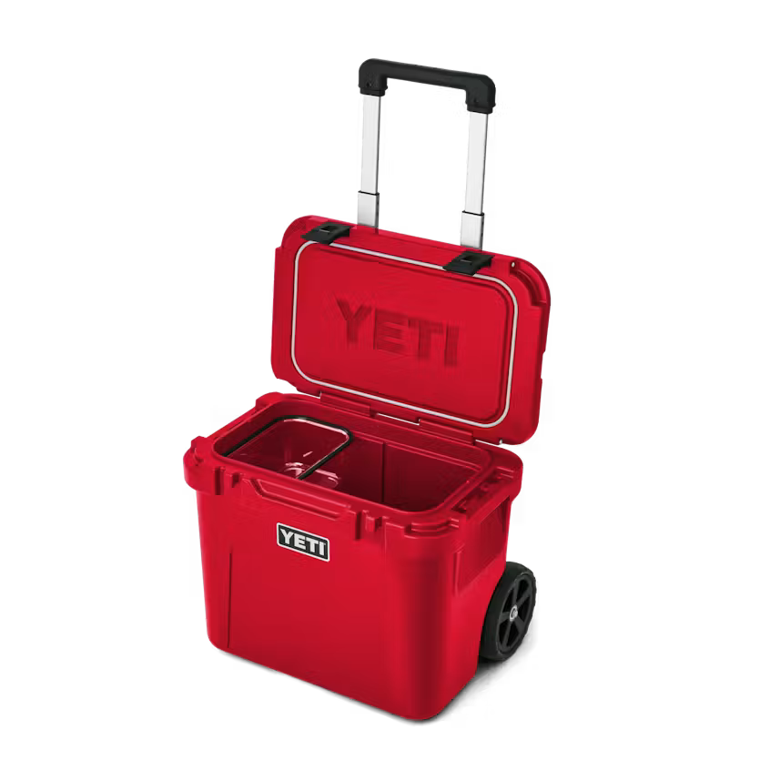 YETI ROADIE 32 WHEELED by YETI