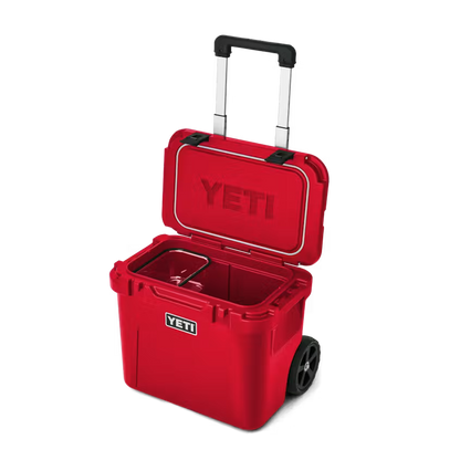 YETI ROADIE 32 WHEELED by YETI
